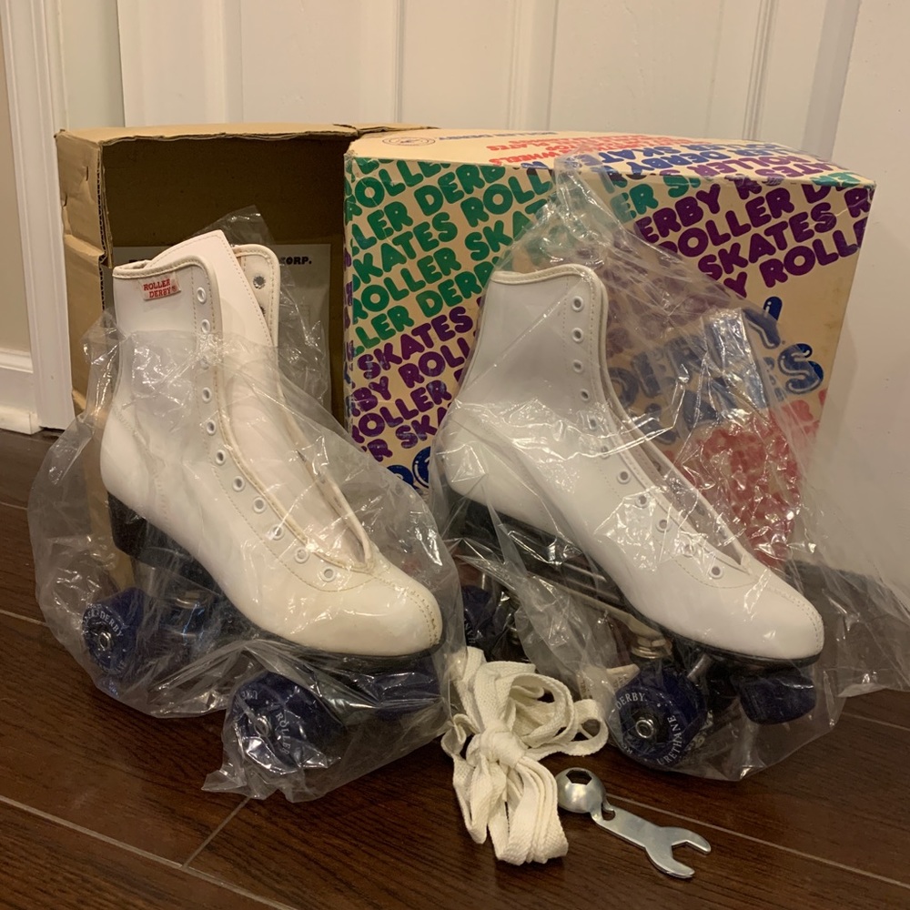 Vintage Roller Derby Roller Skates!! Size 8